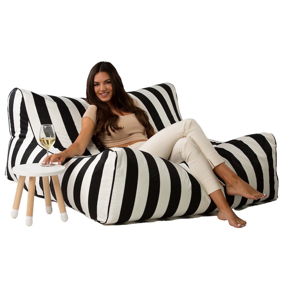 What is the Best Material for Outdoor Bean Bag Chairs? - Bean Bags R Us